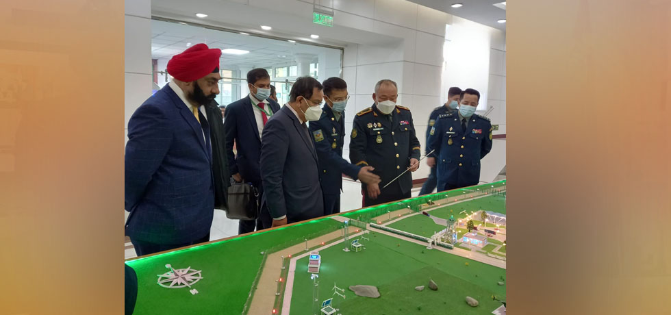 Minister of State for External Affairs, Dr. Rajkumar Ranjan Singh visits Command Centre of headquarters of Border Protection Agency in Mongolia