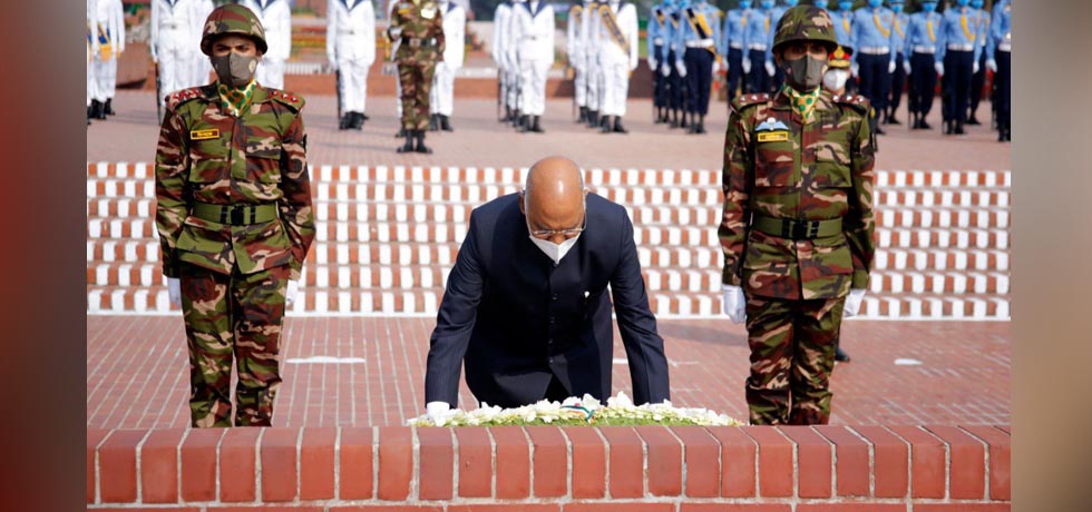 President Ram Nath Kovind pays tributes at the National Martyrs’ Memorial, Savar, Bangladesh