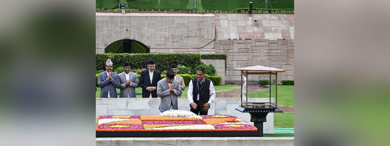 Prime Minister of Nepal, H.E. Mr. Pushpa Kamal Dahal ‘Prachanda’ paid solemn tribute to Mahatma Gandhi at Raj Ghat in New Delhi