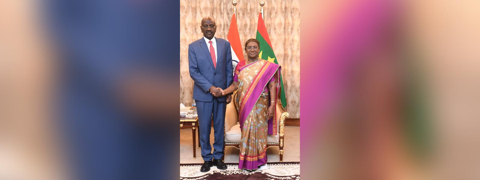 Minister of Foreign Affairs, Cooperation and Mauritanians Abroad of Mauritania, H.E. Mr. Mohamed Salem Ould Merzoug called on President Smt. Droupadi Murmu in Nouakchott