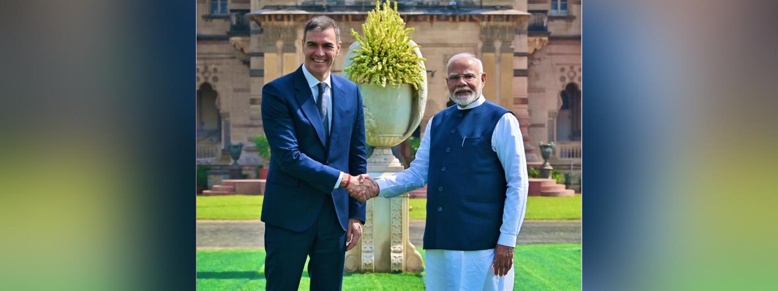 Prime Minister, Shri Narendra Modi warmly received President of the Government of Spain, H.E. Mr. Pedro Sanchez at the heritage Lukshmi Vilas Palace in Vadodara, Gujarat