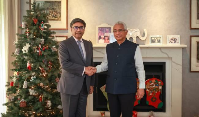 Foreign Secretary, Shri Vikram Misri met H.E. Mr. Pravind Kumar Jugnauth, former Prime Minister of Mauritius in Port Louis