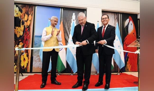 External Affairs Minister Dr. S. Jaishankar along with H.E. Mr. Eduardo Enrique Reina Garcia, Minister of Foreign Affairs and International Cooperation of the Republic of Honduras jointly inaugurated the Embassy of the Republic of Honduras in New Delhi