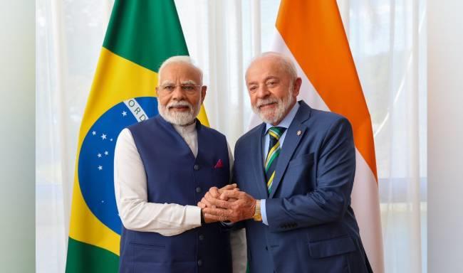 Prime Minister Shri Narendra Modi met H.E. Mr. Luiz Inacio Lula da Silva, President of Brazil at the Alvorada Palace in Brasilia