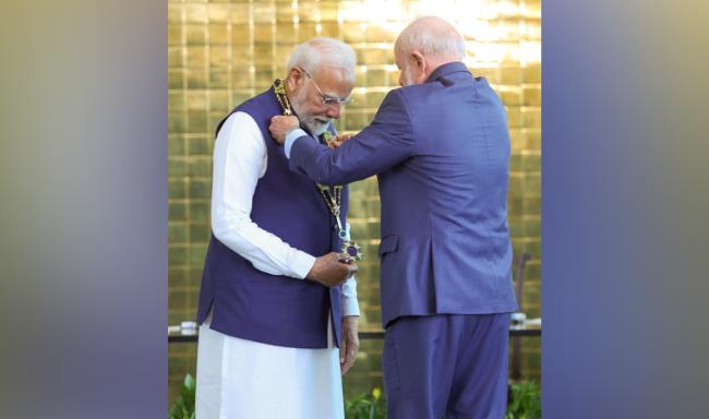 President of Brazil, H.E. Mr. Luiz Inacio Lula da Silva conferred on Prime Minister Shri Narendra Modi the ‘Grand Collar of the National Order of the Southern Cross’, the Highest Honour of Brazil