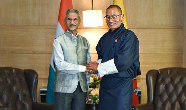 विदेश मंत्री डॉ. एस. जयशंकर ने नई दिल्ली में भूटान के प्रधानमंत्री महामहिम श्री दाशो शेरिंग तोबगे से भेंट की