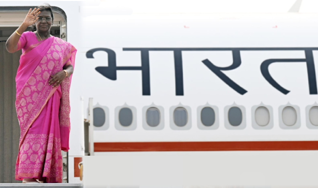 राष्ट्रपति श्रीमती द्रौपदी मुर्मू अंगोला और बोत्सवाना की राजकीय यात्रा पर रवाना हुईं