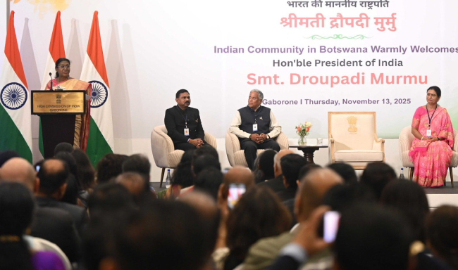 President Smt. Droupadi Murmu interacted with the Indian Community in Gaborone, Botswana
