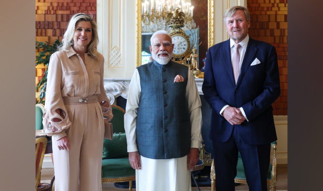 Prime Minister Shri Narendra Modi called on His Majesty King Willem-Alexander and Her Majesty Queen Maxima at Palace Huis ten Bosch, The Hague