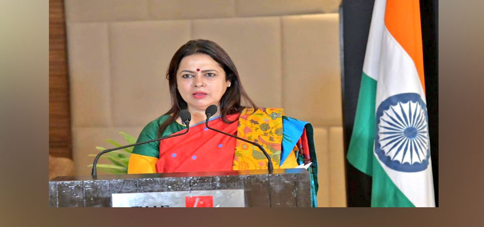 Minister of State for External Affairs, Smt. Meenakashi Lekhi attends National Day of Romania at Embassy of Romania, New Delhi